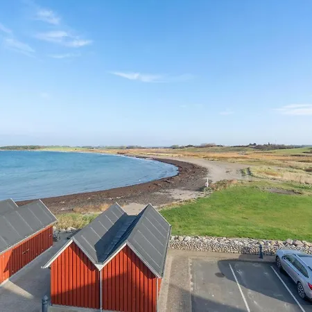 Stunning In With House Sea View شقة