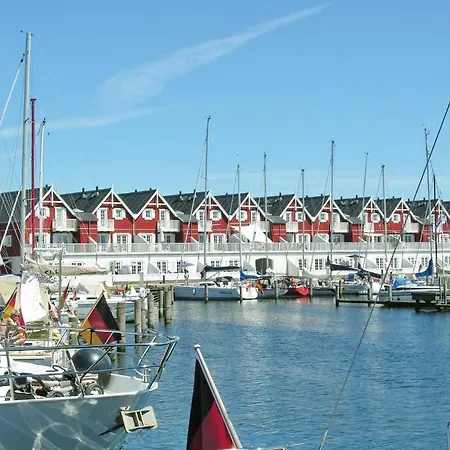 Gorgeous In דירה *